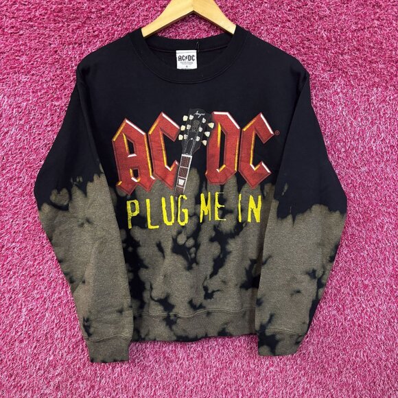 AC/DC  Plug Me In Black Sweatshirt Small - Picture 1 of 3